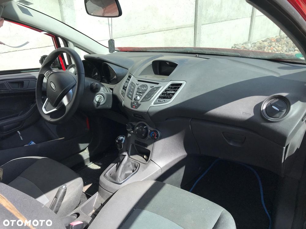 Ford Fiesta - 9