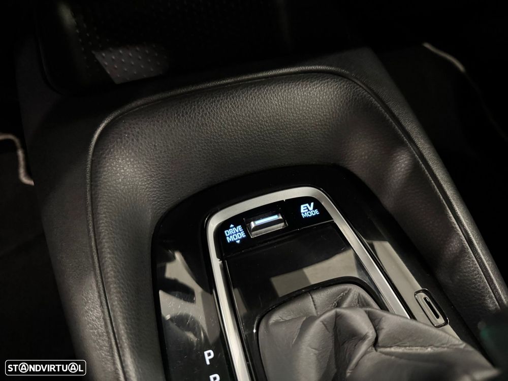 Toyota Corolla 1.8 Hybrid Comfort - 44