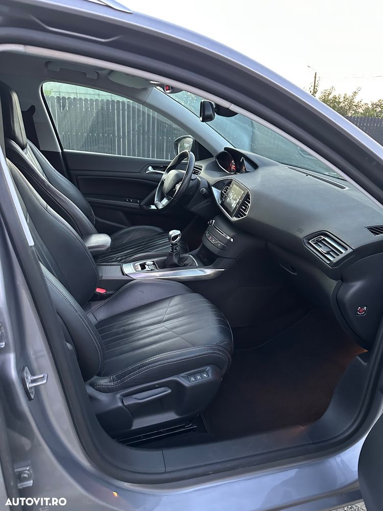 Peugeot 308 - 7