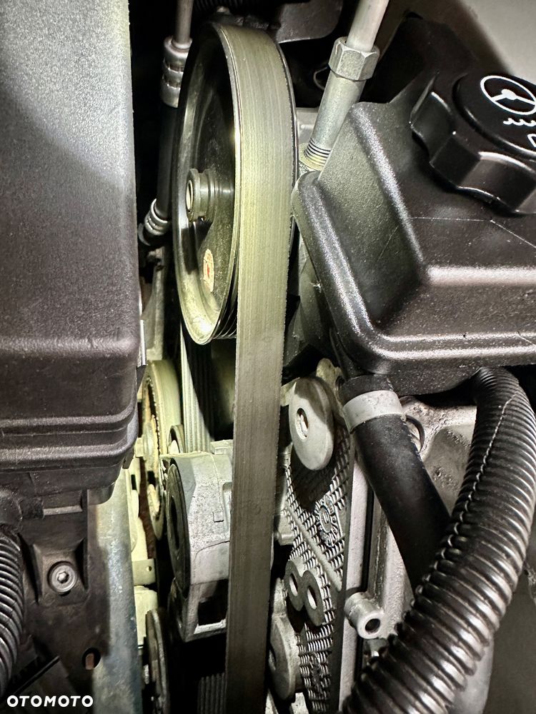 Cadillac Seville - 33