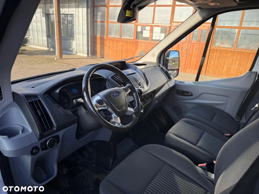 Ford Transit - 6