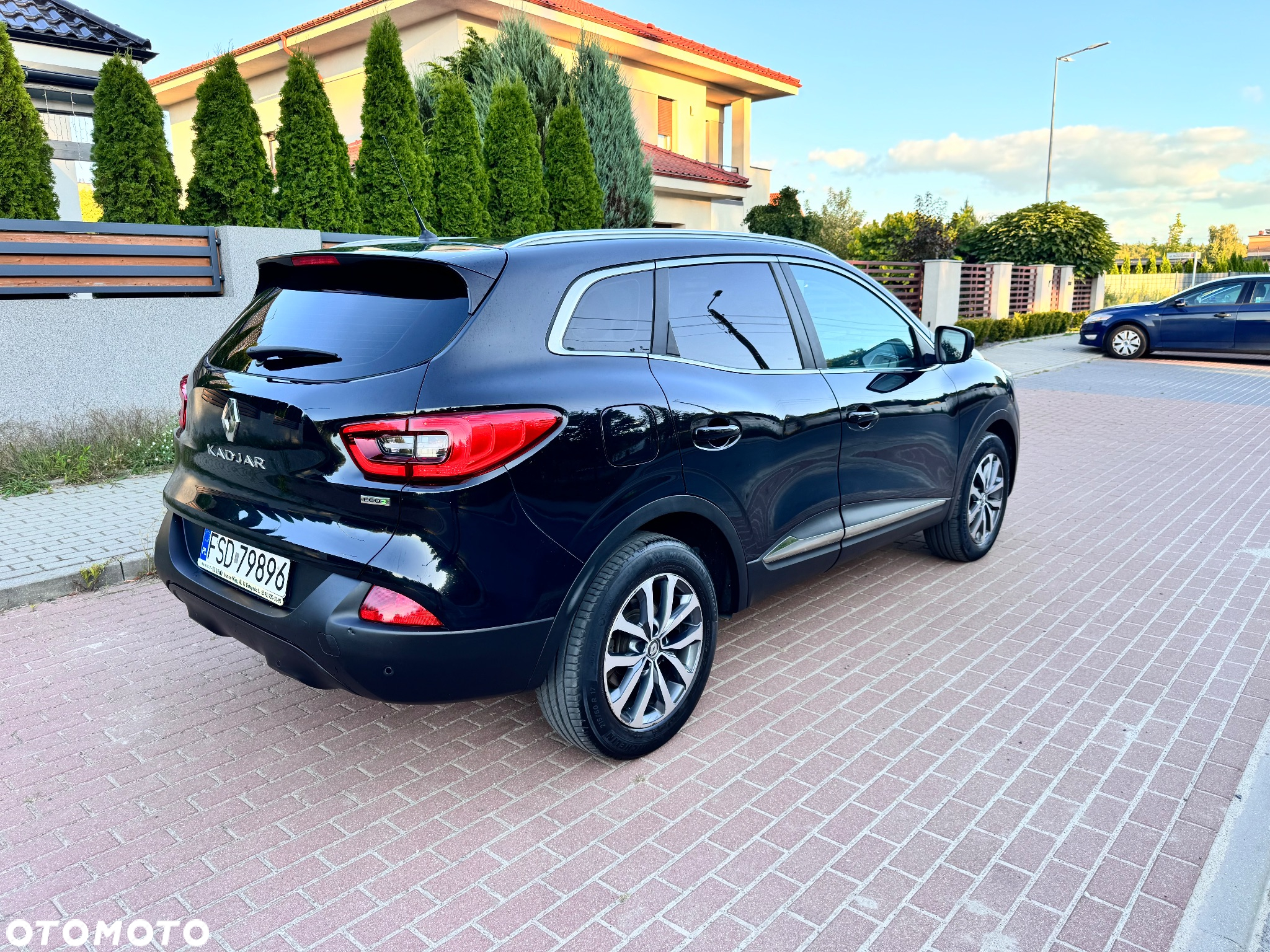 Renault Kadjar 1.5 dCi Energy Intens EDC - 4