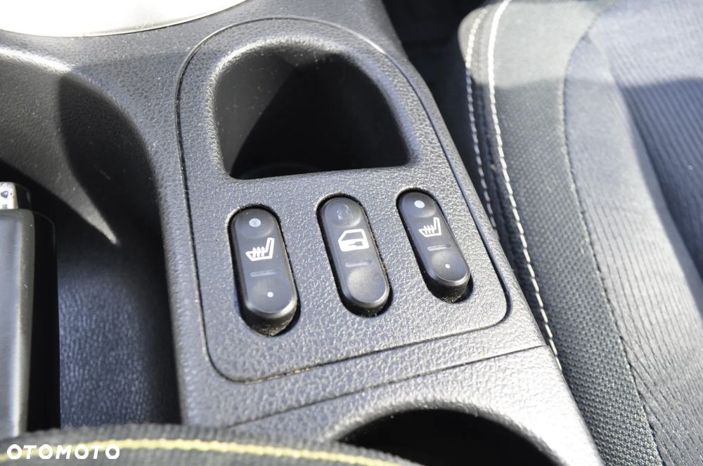 Nissan Qashqai+2 - 19