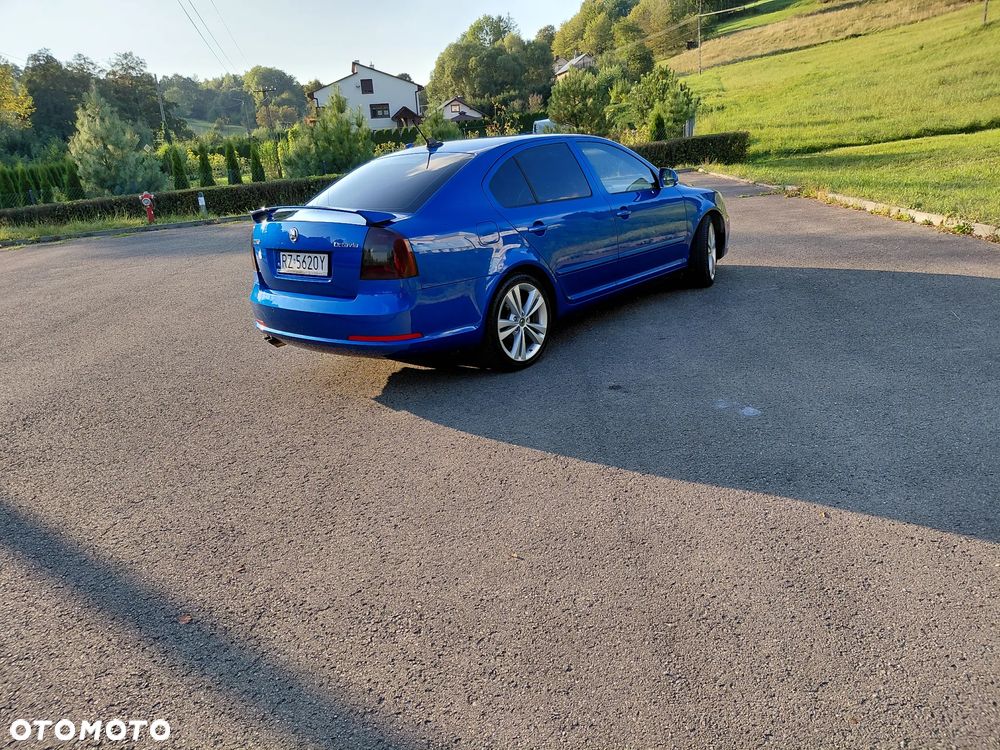 Skoda Octavia 2.0 TDI DPF RS - 6