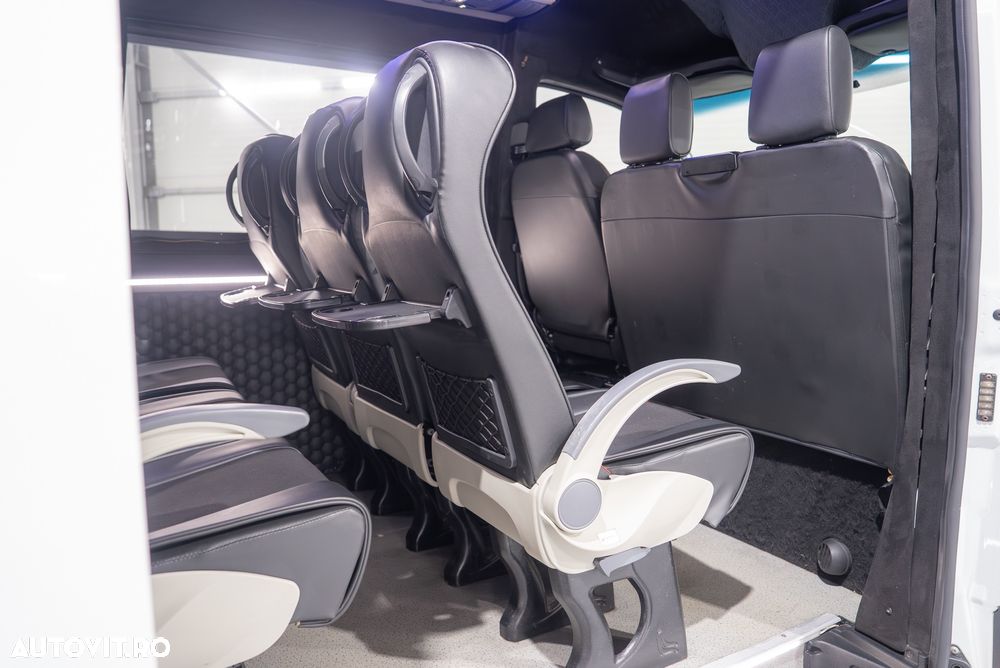 Mercedes-Benz Sprinter - 21