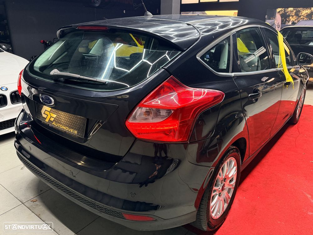 Ford Focus 1.6 TDCi DPF S&S Titanium - 4