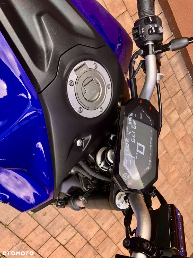 Yamaha MT - 17