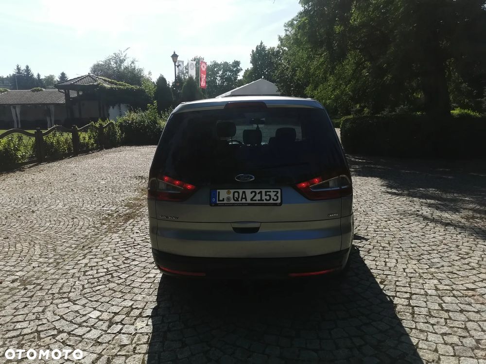 Ford Galaxy 2.0 TDCi Ghia - 6
