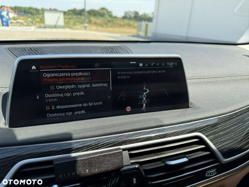 BMW Seria 7 - 25
