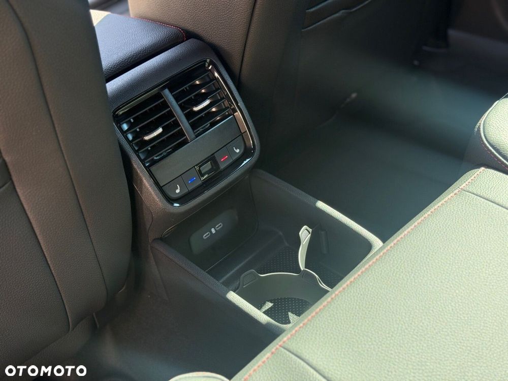 Skoda Octavia 2.0 TSI RS DSG - 31