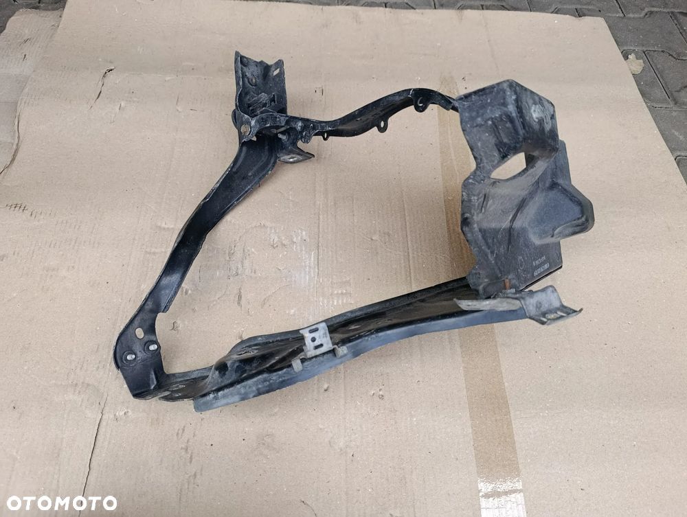 MERCEDES CLS C218 OKULAR WZMOCNIENIE PRAWY PRZÓD PRZEDNI A2186200291 - 1
