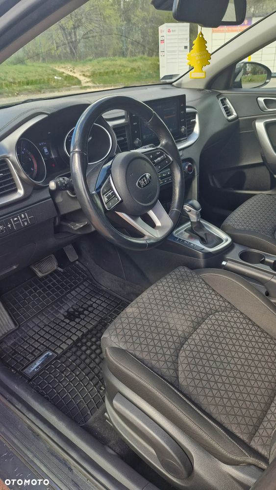 Kia Ceed 1.6 CRDi SCR M DCT - 15