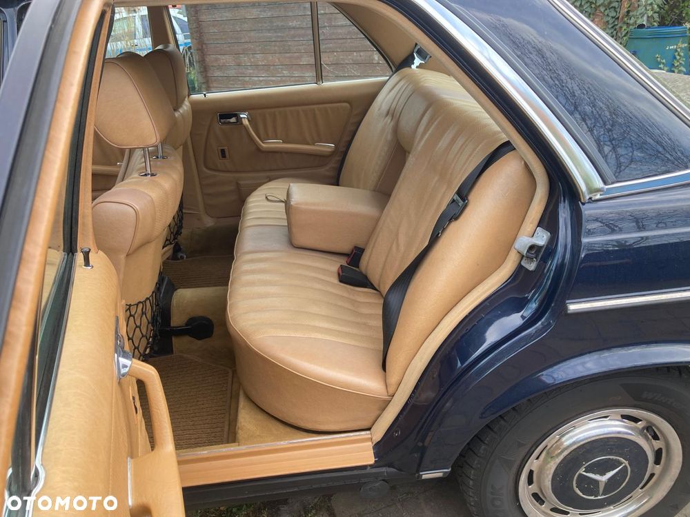 Mercedes-Benz W123 - 5