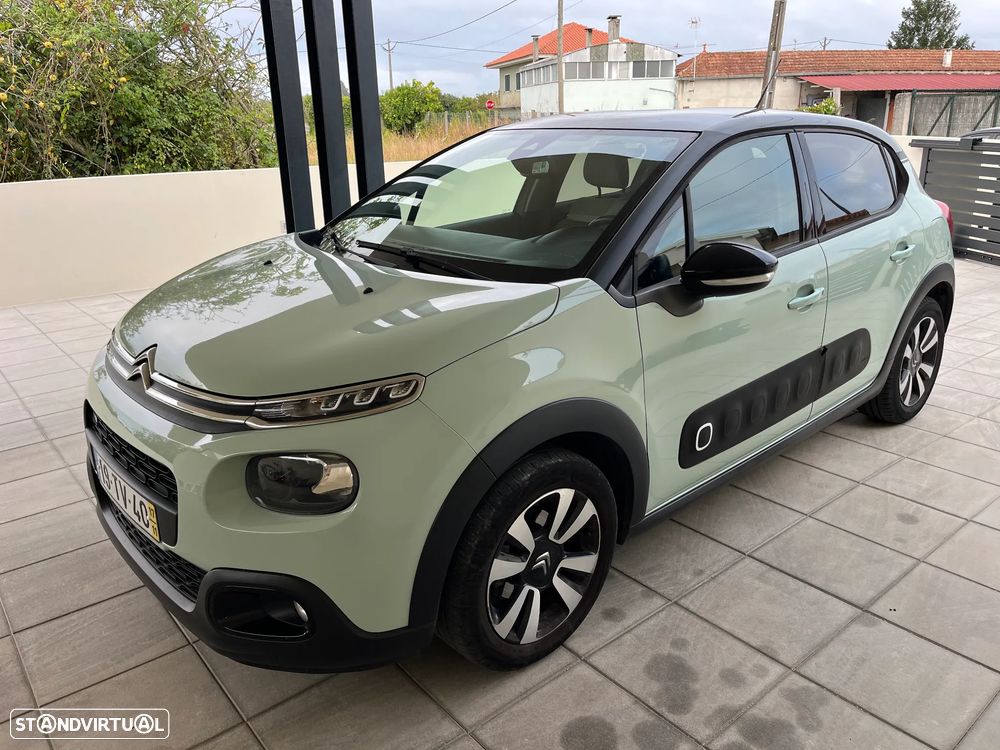 Citroën C3 1.2 PureTech Shine - 1