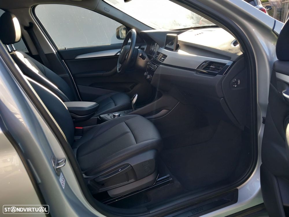 BMW X1 16 d sDrive Auto Line Sport - 12