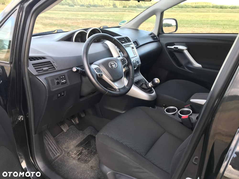 Toyota Verso - 11