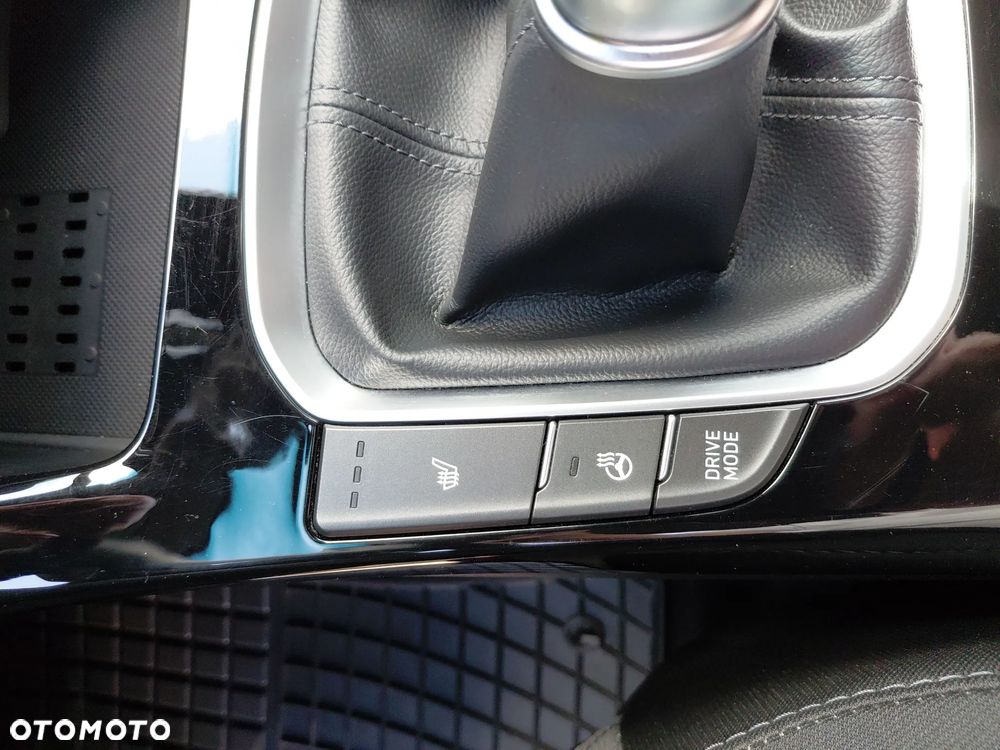 Hyundai i30 1.5 T-GDI 48V Smart - 23