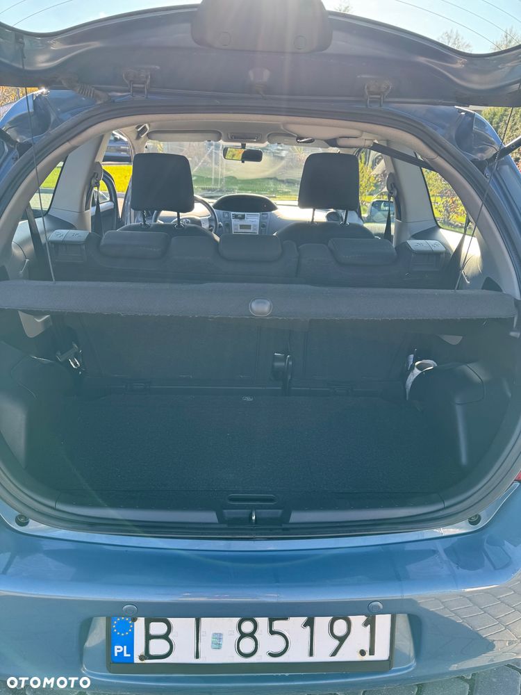 Toyota Yaris 1.3 Luna - 7