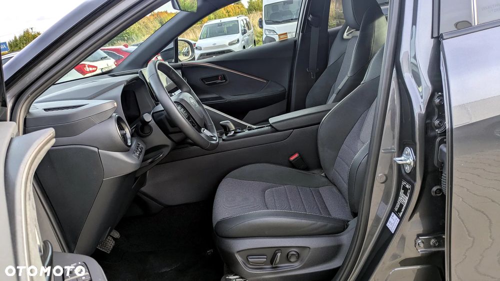 Toyota C-HR 2.0 Hybrid Dynamic Force Executive - 8