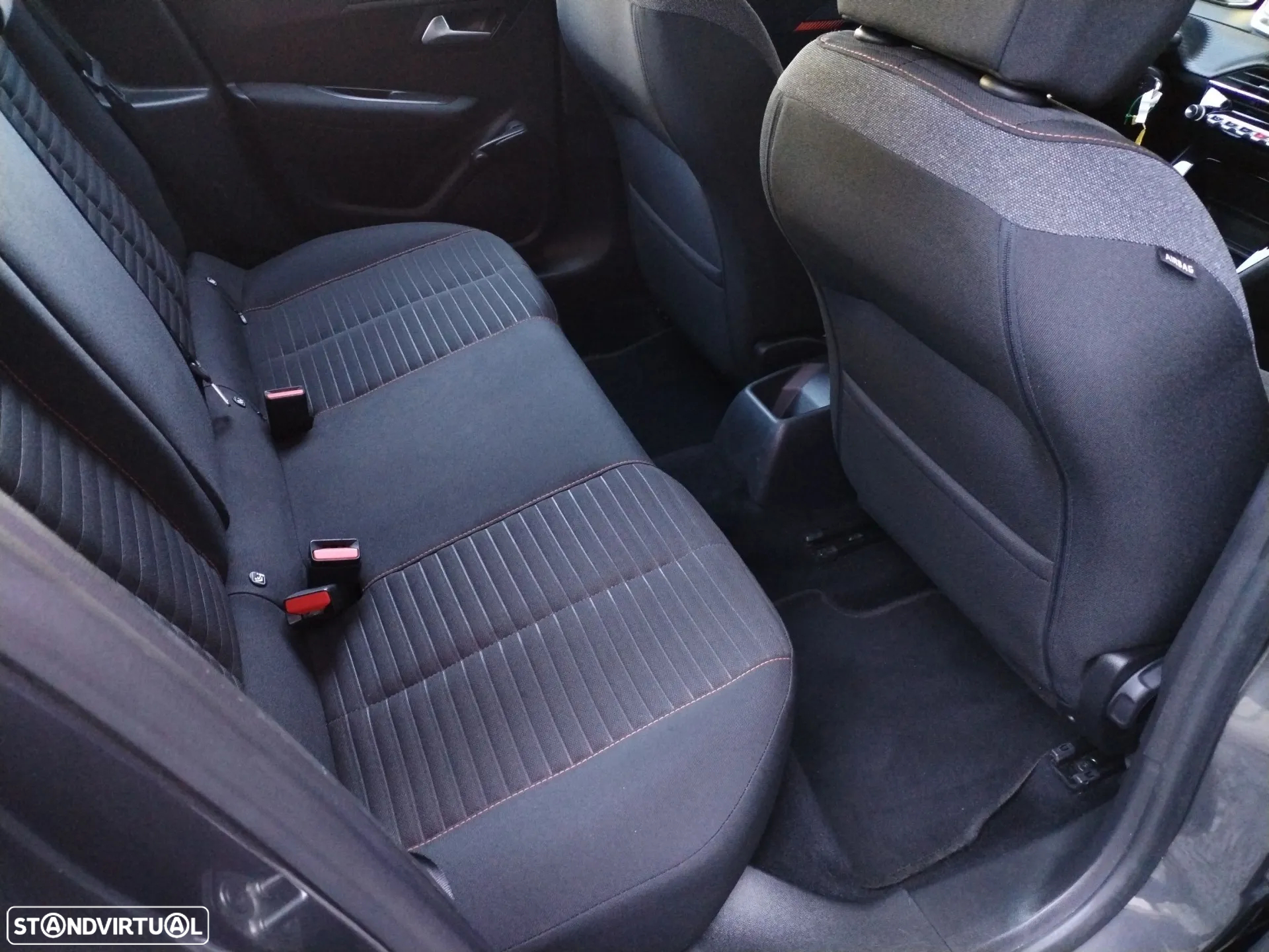Peugeot 208 1.2 PureTech Active - 16