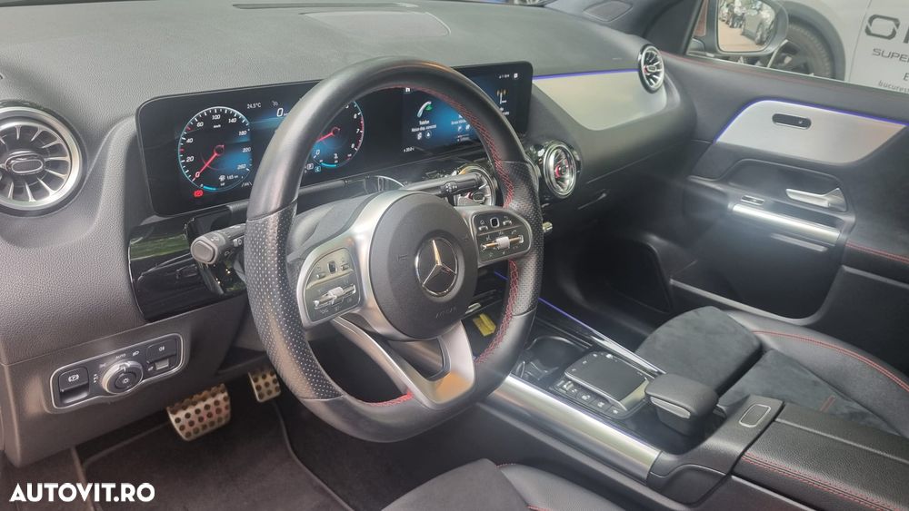 Mercedes-Benz GLA - 10