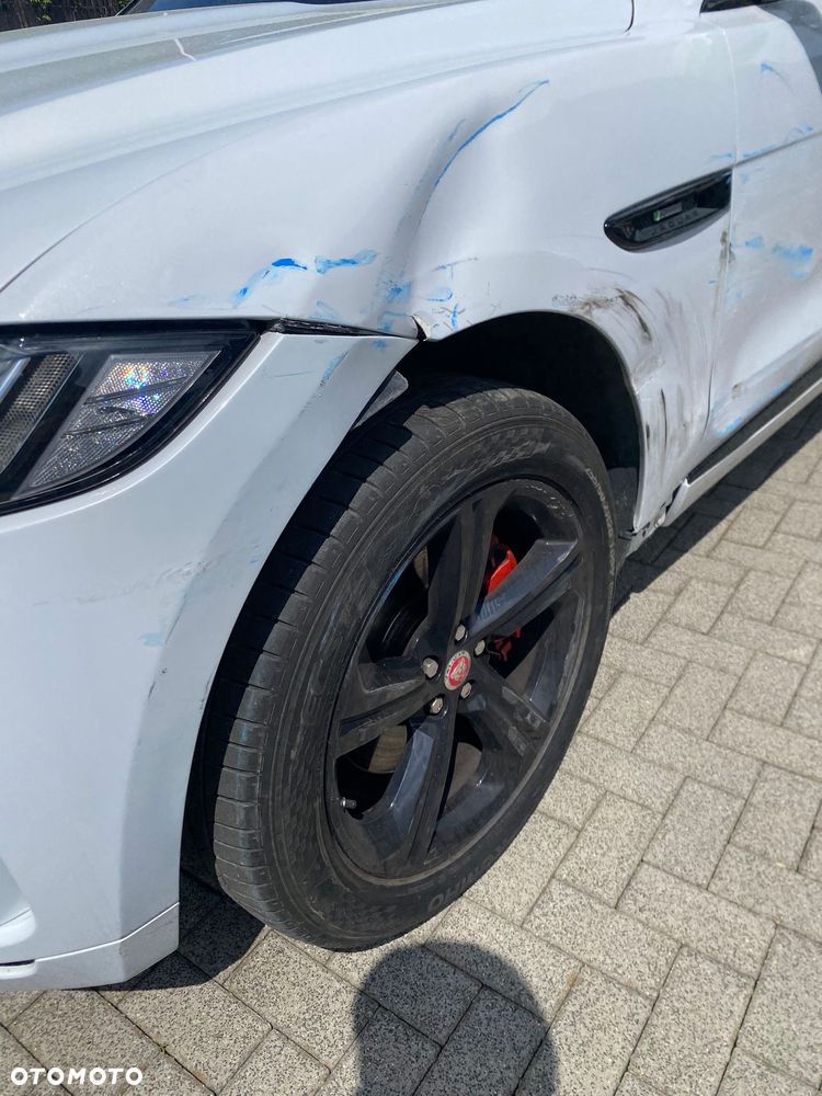 Jaguar F-Pace 3.0 TDV6 AWD R-Sport - 13