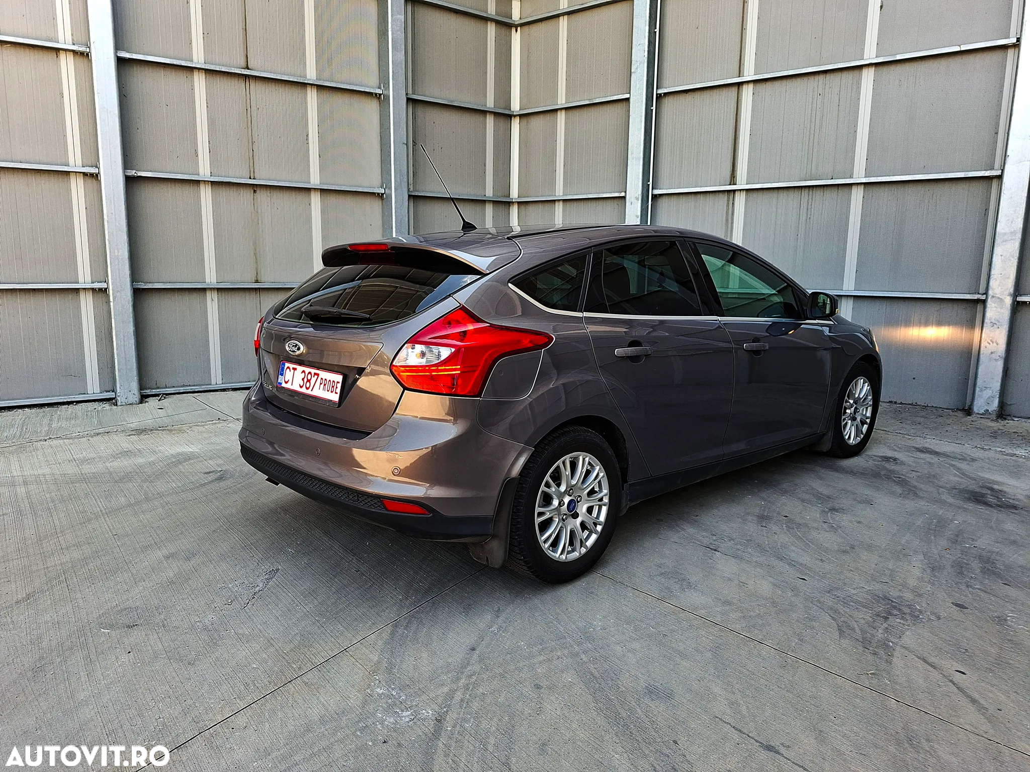 Ford Focus 1.6 TDCI DPF Titanium - 6