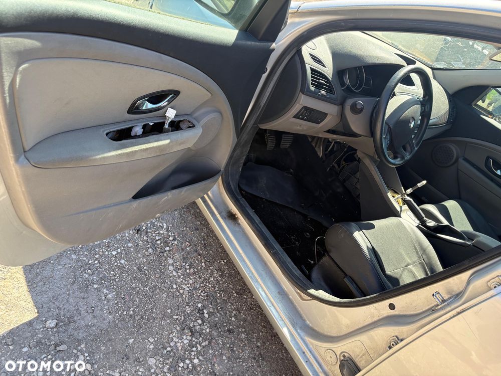 Renault Megane 1.5 dCi Exception - 8