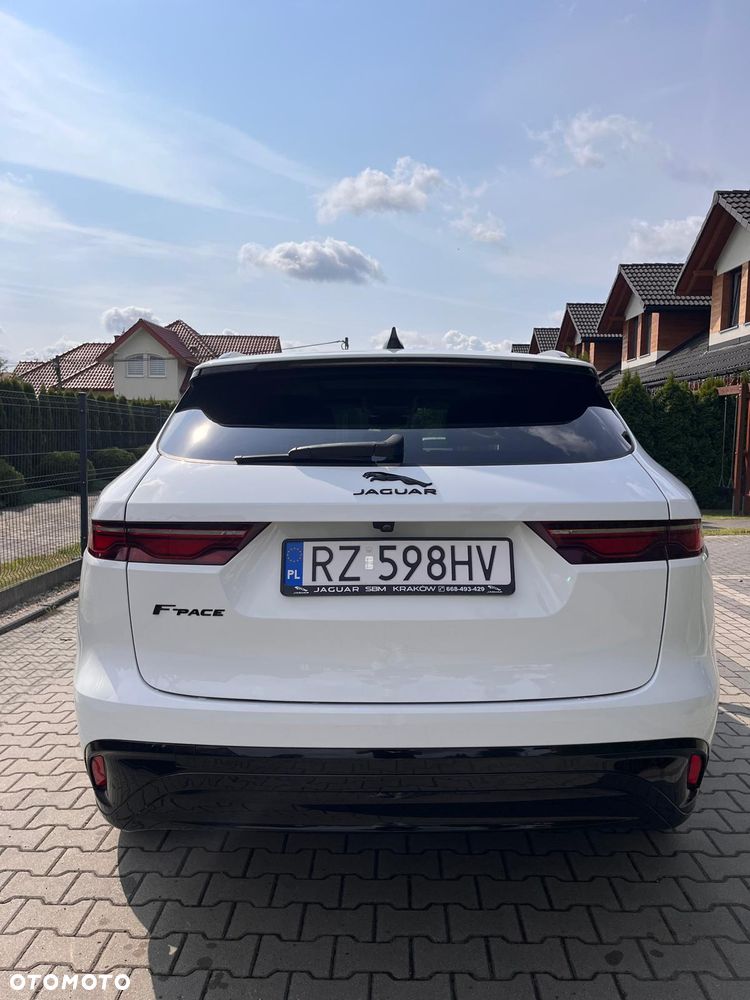 Jaguar F-Pace - 6