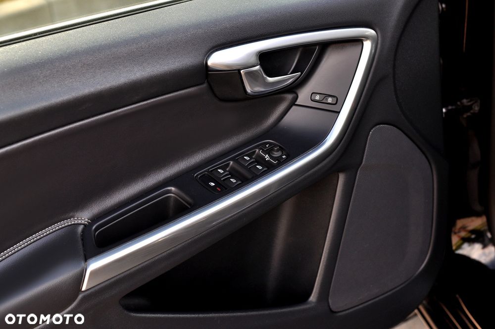 Volvo V60 - 17