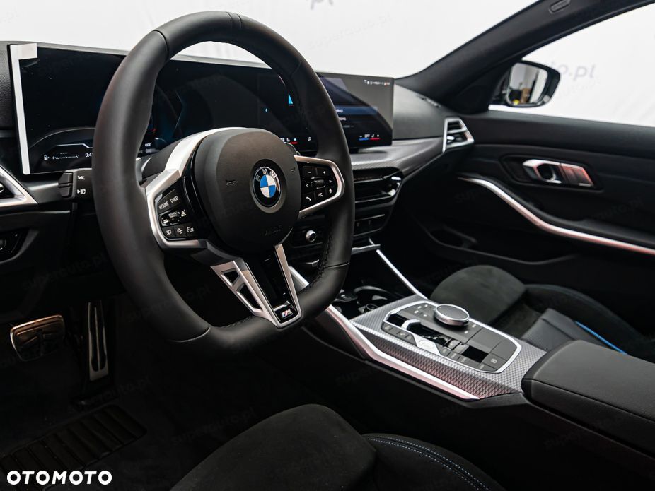 BMW Seria 3 330i xDrive M Sport - 10
