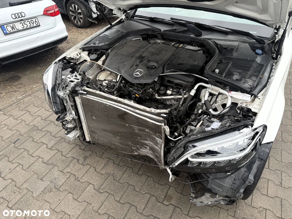 Mercedes-Benz Klasa C 220 d 4Matic 9G-TRONIC Avantgarde - 9