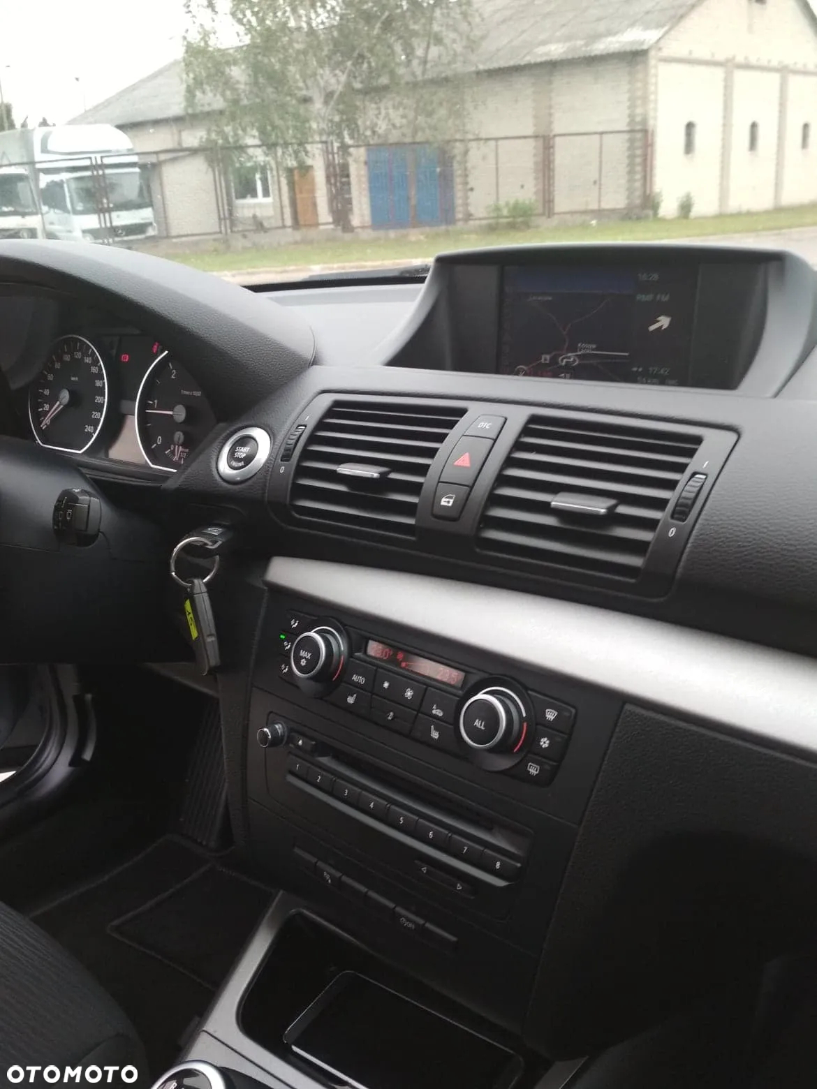 BMW Seria 1 116d - 7