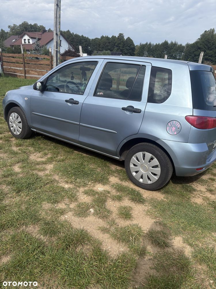 Mazda 2 2005 photo 4