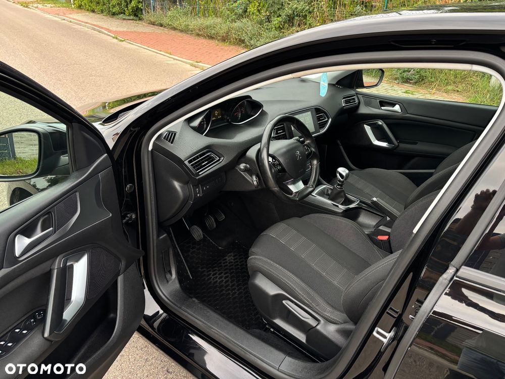 Peugeot 308 - 6