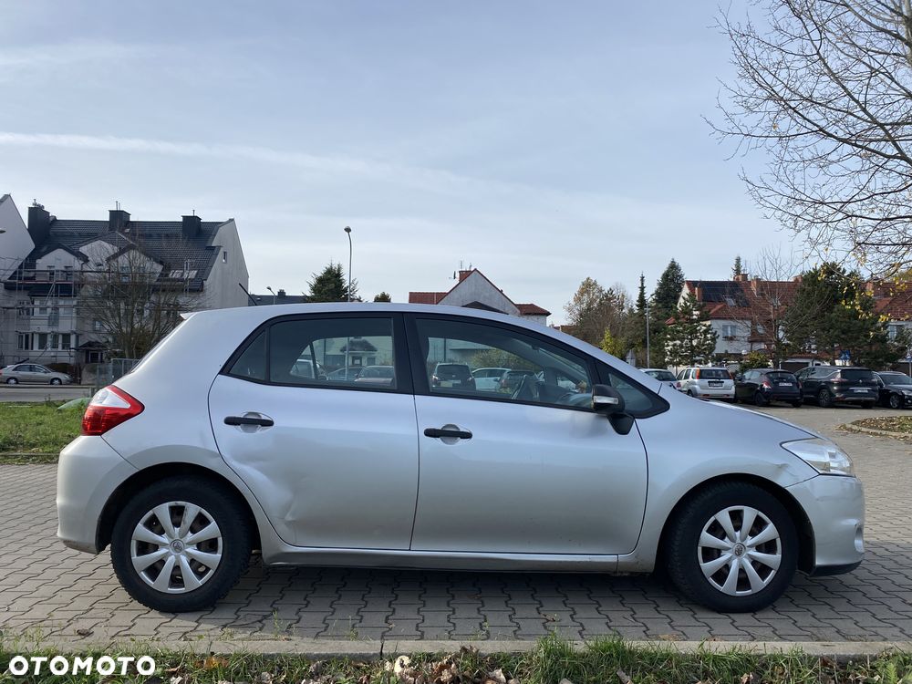 Toyota Auris 1.4 D-4D Terra - 5