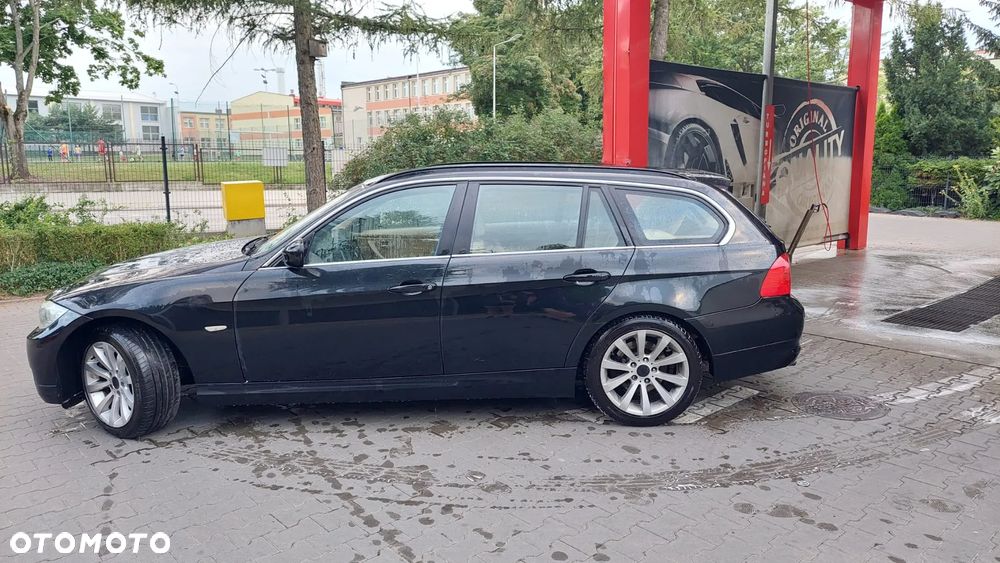 BMW Seria 3 ver-318d - 9