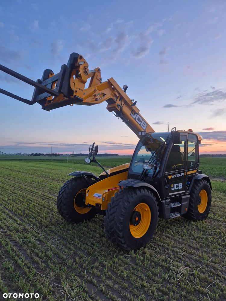 JCB - 1
