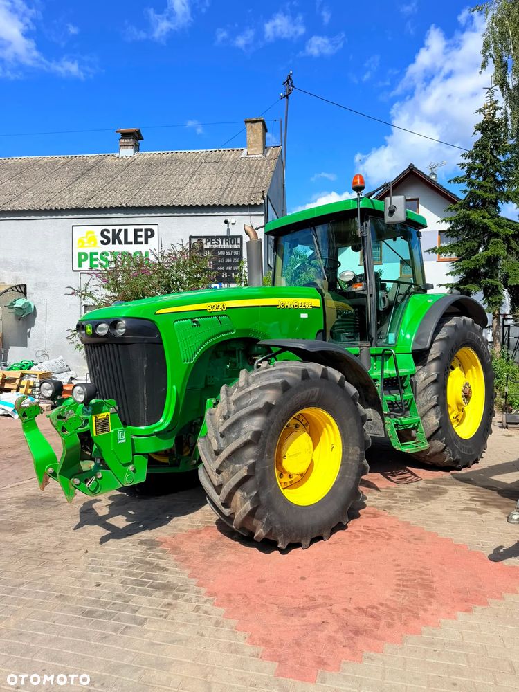 John Deere 8220 - 13