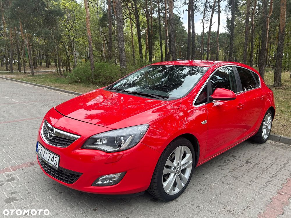 Opel Astra 1.4 T Sport - 1