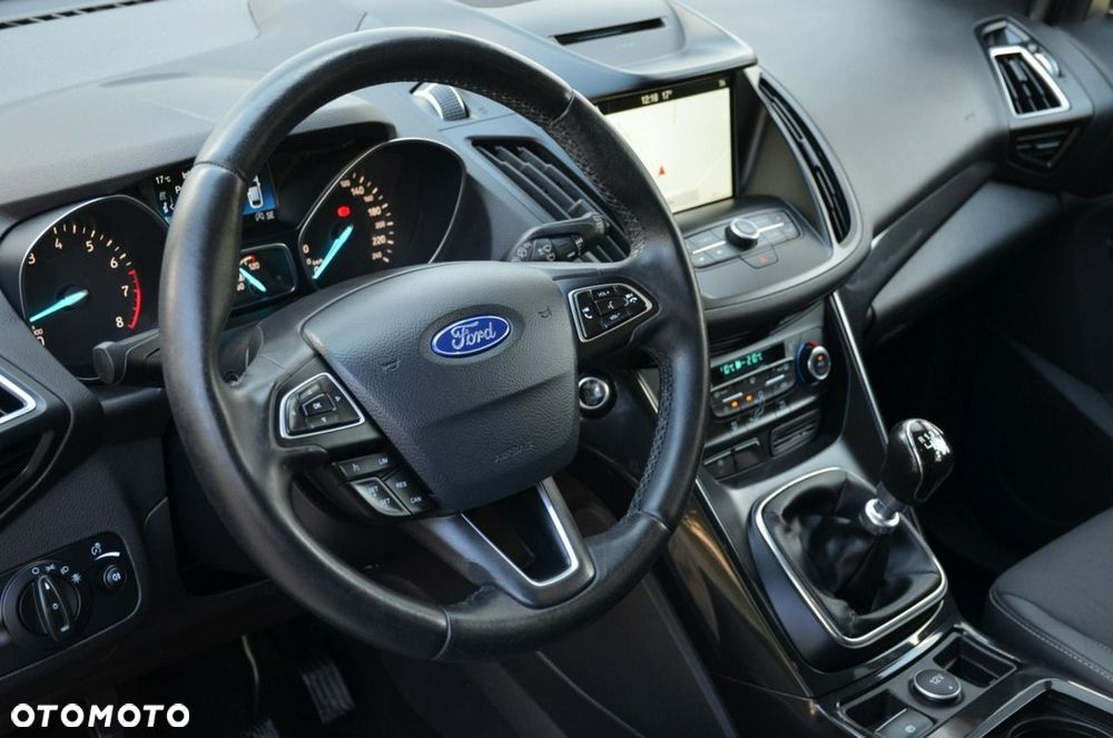 Ford Kuga - 23