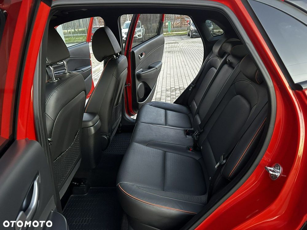 Hyundai Kona 1.6 T-GDI DCT 4WD Premium - 13