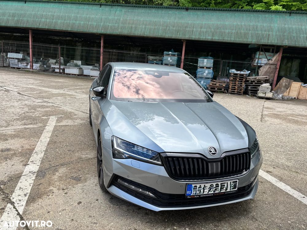 Skoda Superb 2.0 TDI 4X4 DSG Sportline - 1