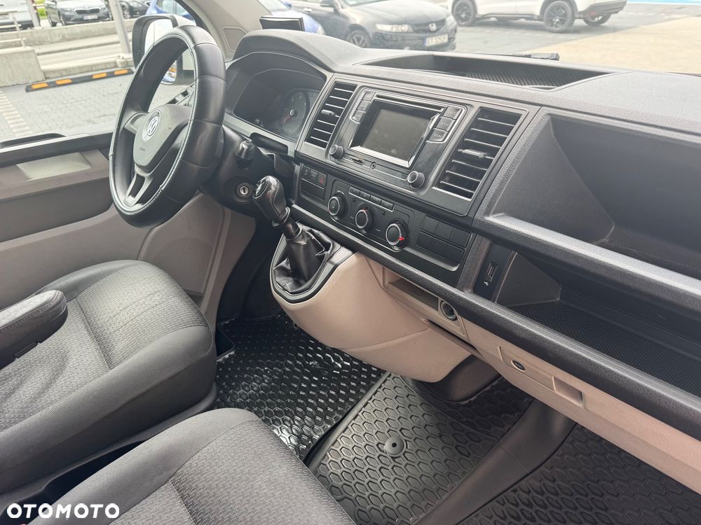 Volkswagen Caravelle 2.0 TDI L2 Comfortline - 9