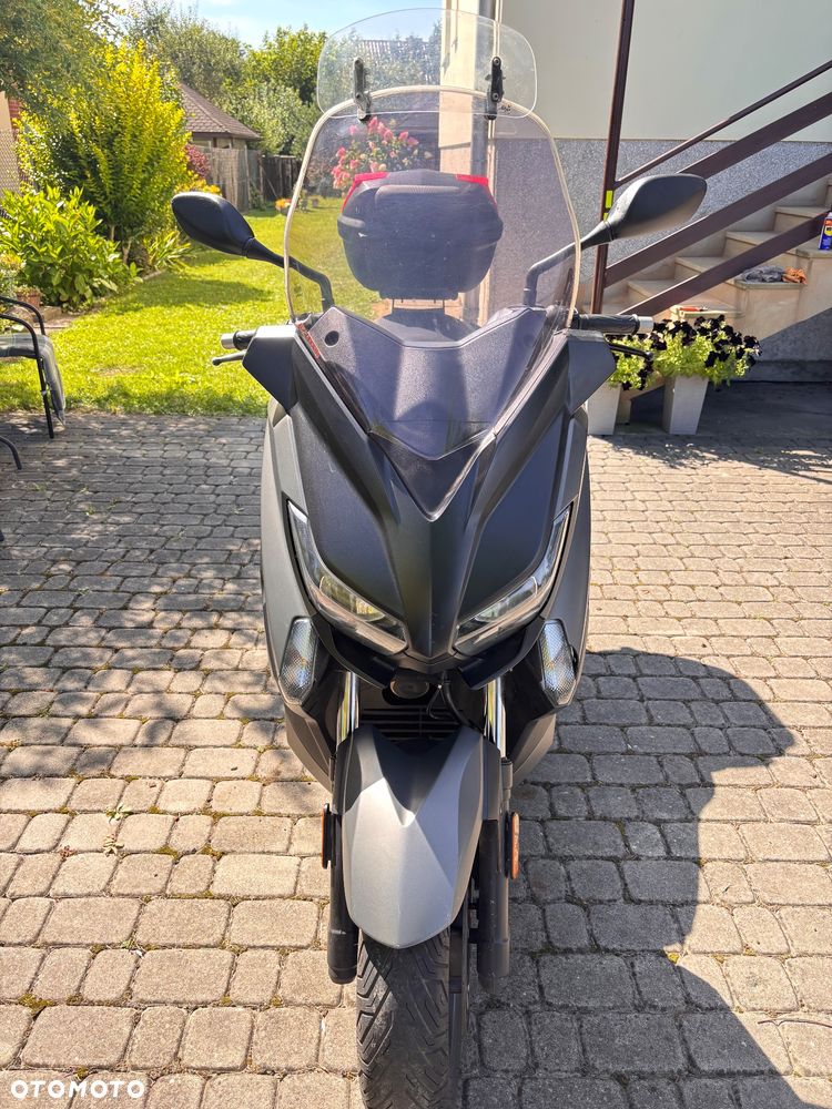 Yamaha X-max - 8