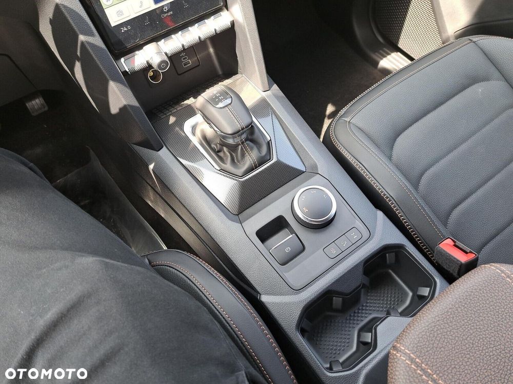 Volkswagen Amarok - 26