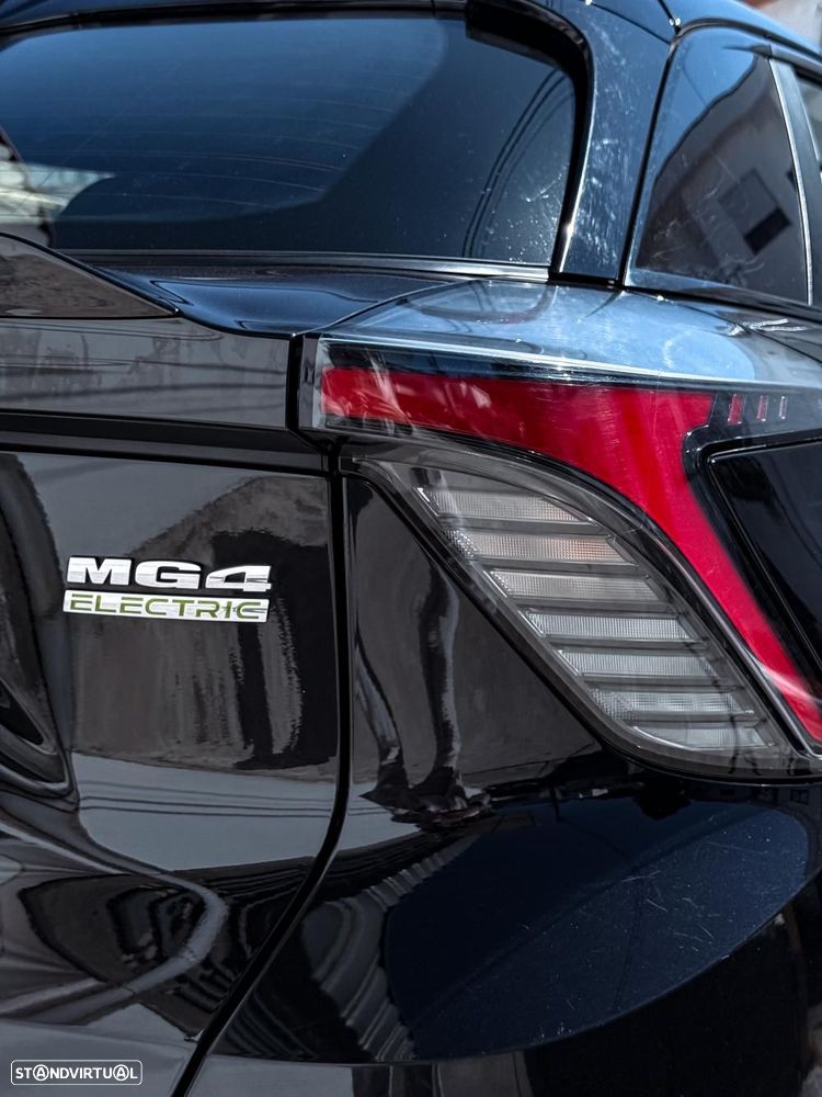 MG MG4 51 kWh Standard - 16