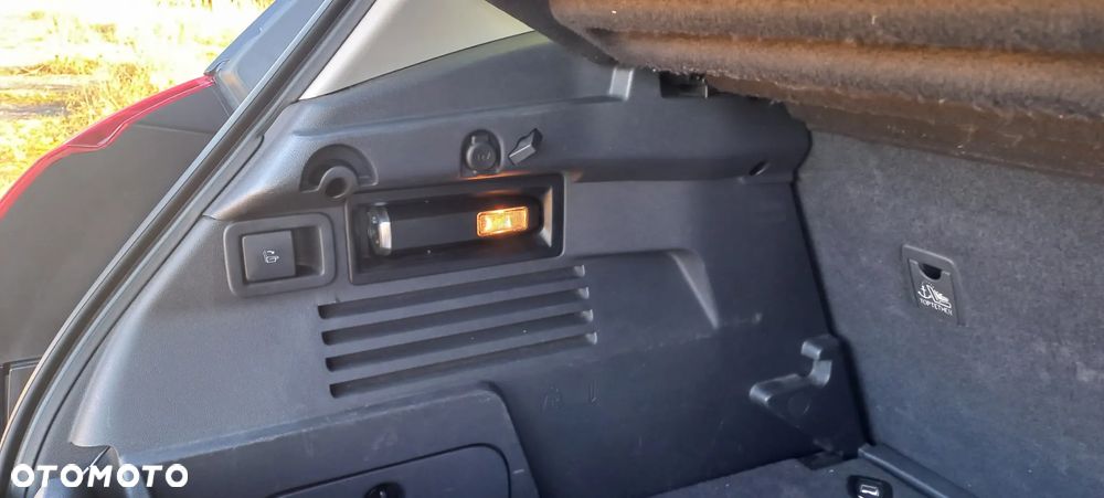 Peugeot 3008 1.6 Premium - 21