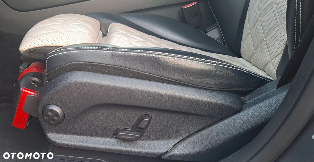 Mercedes-Benz GLC Coupe 220 d 4-Matic - 13