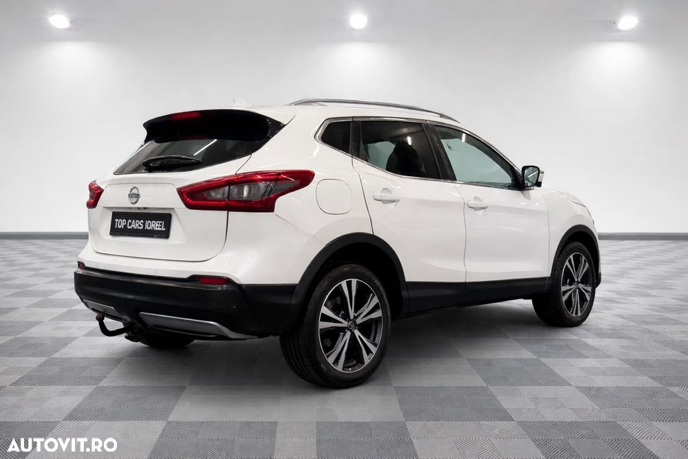Nissan Qashqai 1.7 dCi Xtronic ALL-MODE 4x4i TEKNA - 19